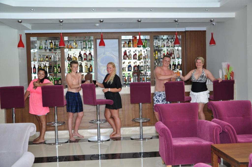 Kleopatra Micador Otel Аланя Екстериор снимка