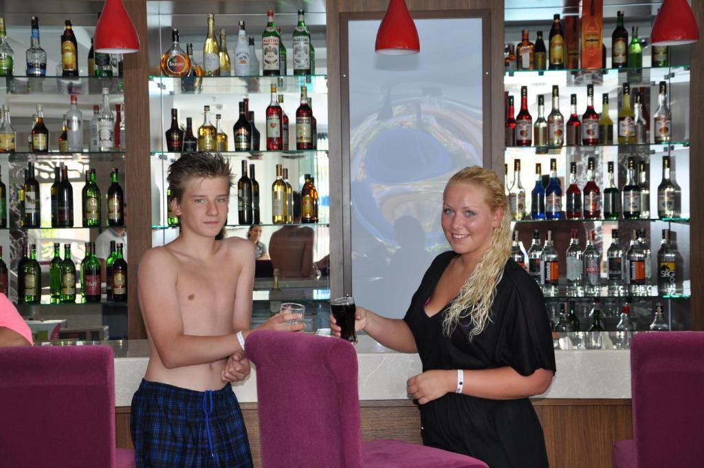 Kleopatra Micador Otel Аланя Екстериор снимка