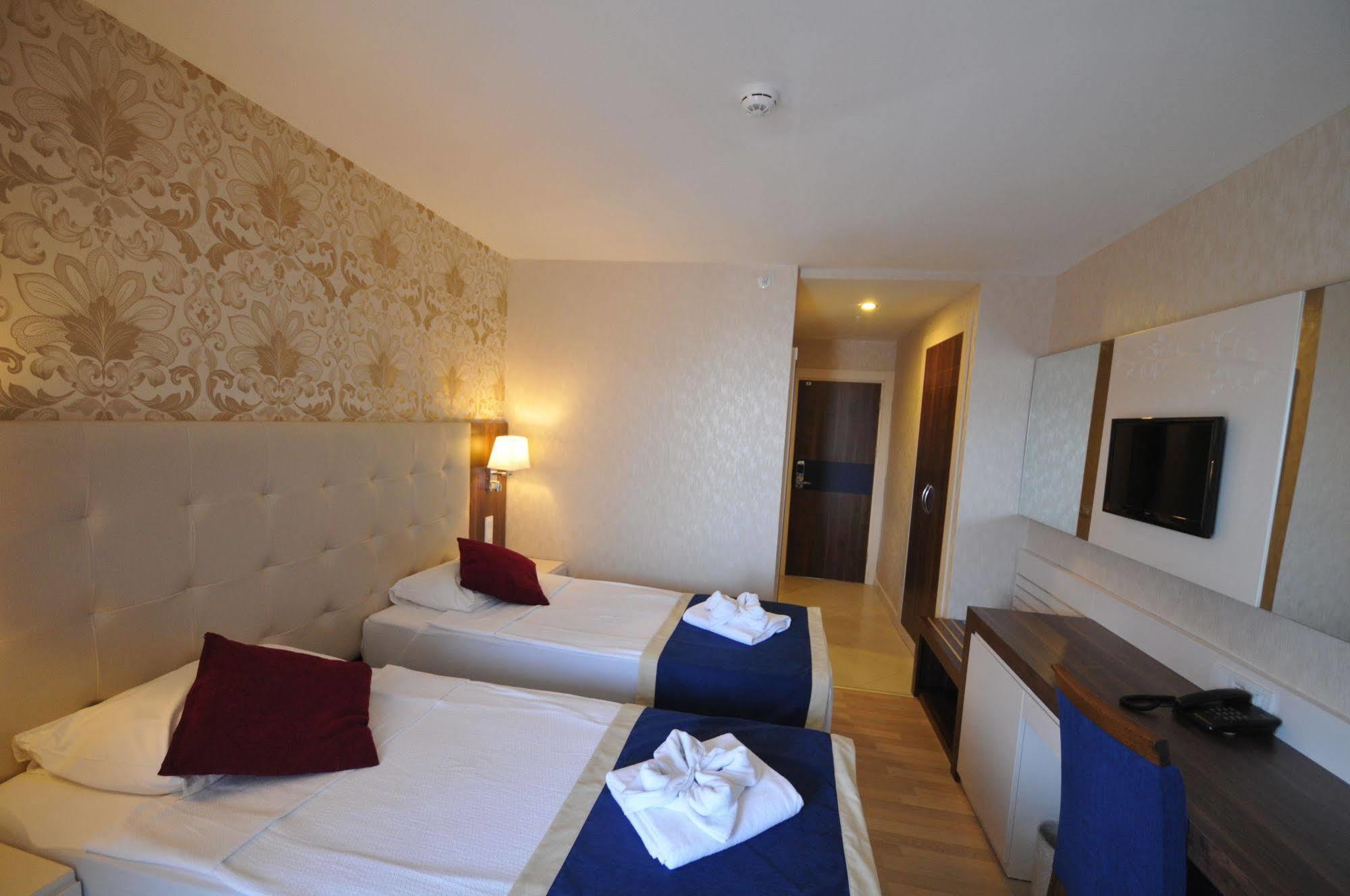 Kleopatra Micador Otel Аланя Екстериор снимка